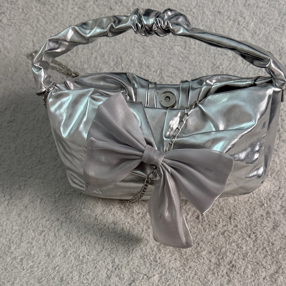 Metallic Silver Mini Bow Shoulder Bag